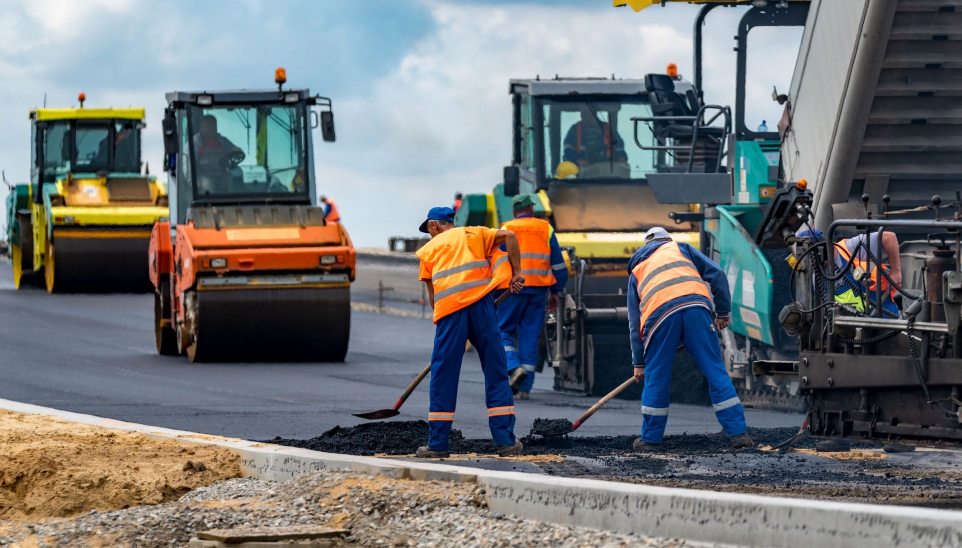 Reliable asphalt construction services in Stevens Point, WI for various projects.